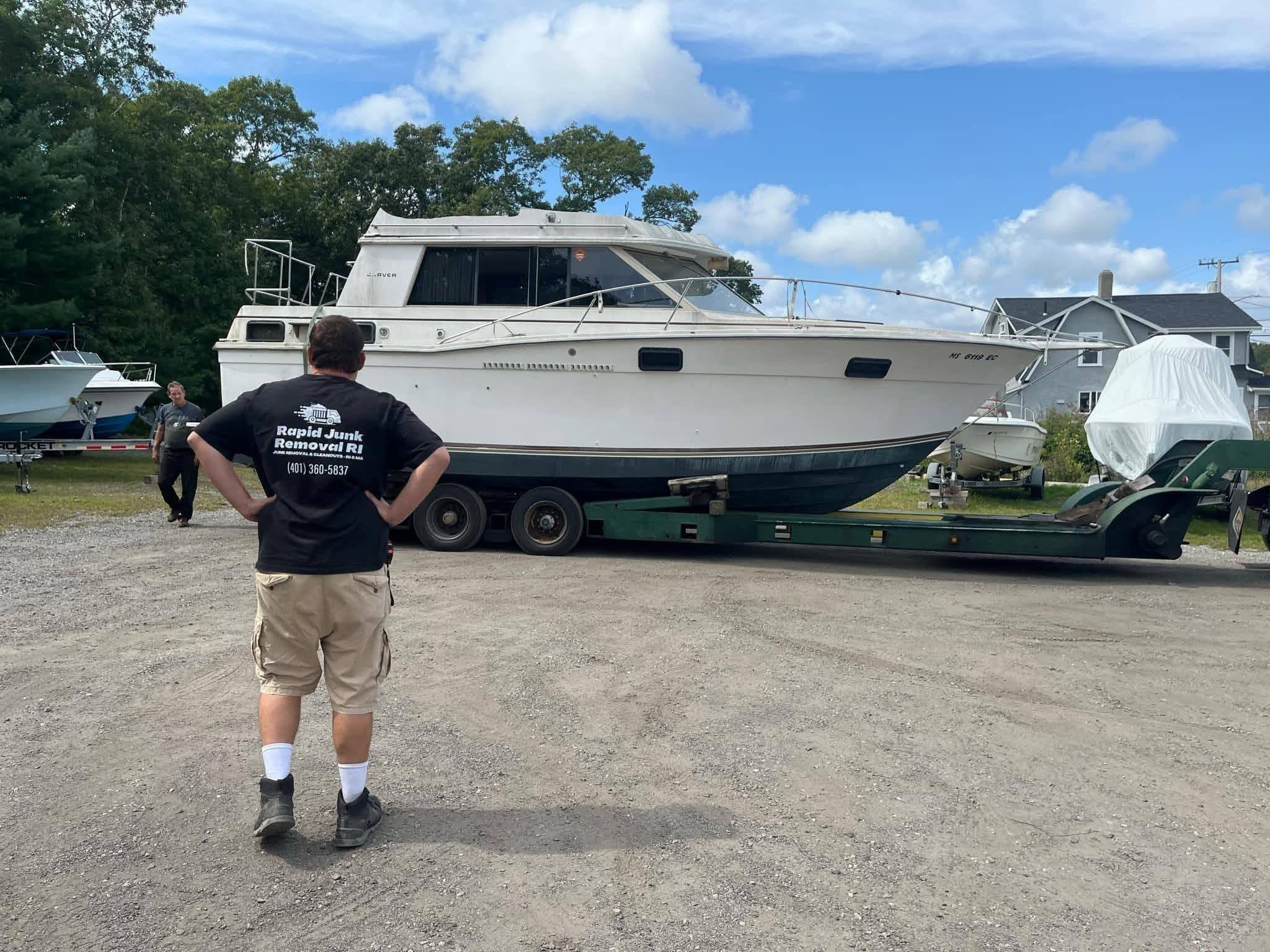 Boat Removal and Disposal in Rhode Island by Rapid Junk Removal RI