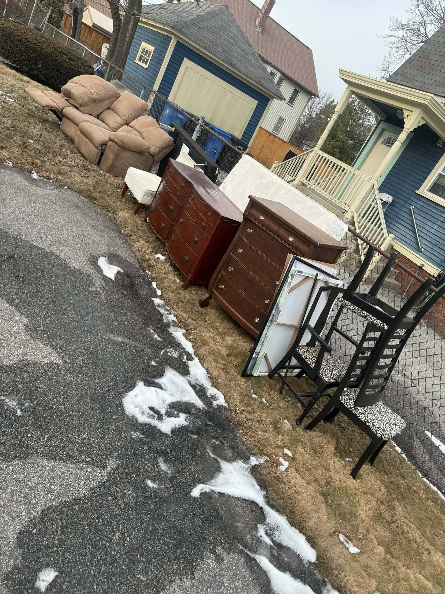 furniture removal in rhode island