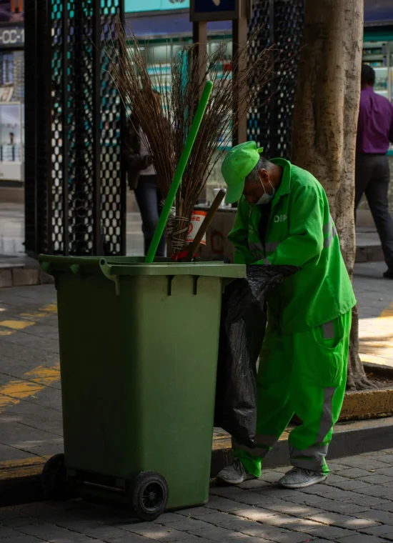home waste disposal video banner